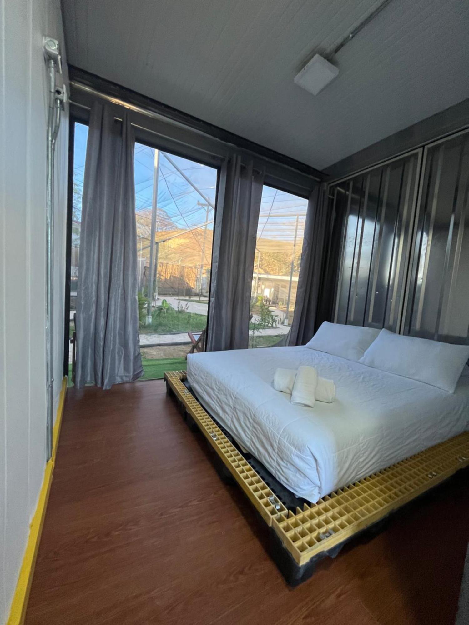 Pupa House - Capsule Hotel - Adults Only Tamarindo Exteriör bild